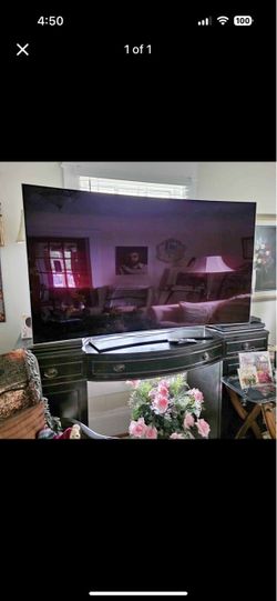 65 inch LG Curve Tv brand New out the box and wall mount