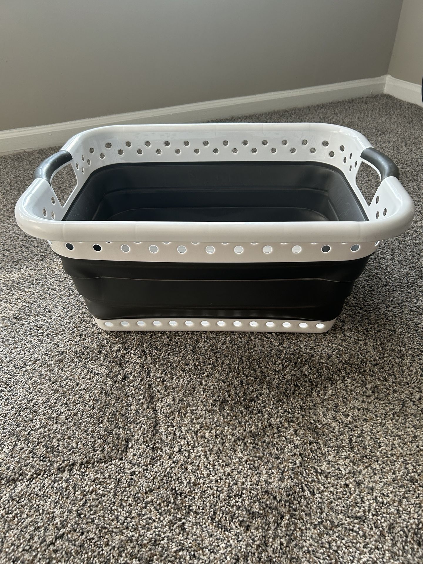 Laundry Basket (Collapsible)