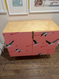 Cabinet/ credenza