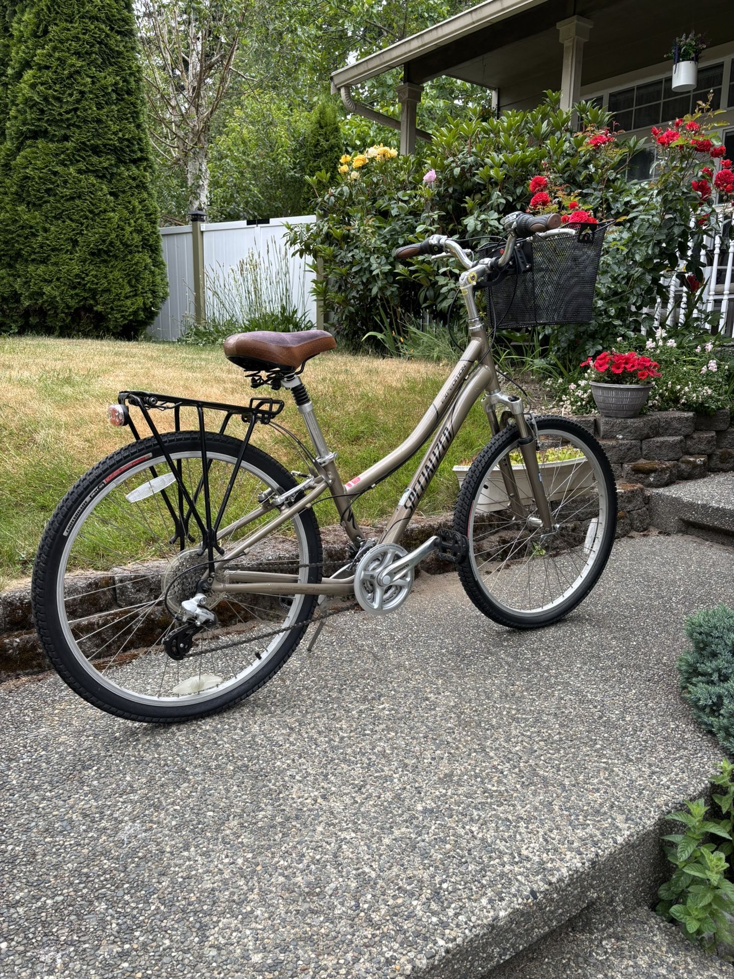 Women’s Specialized Expedition Bike 26”