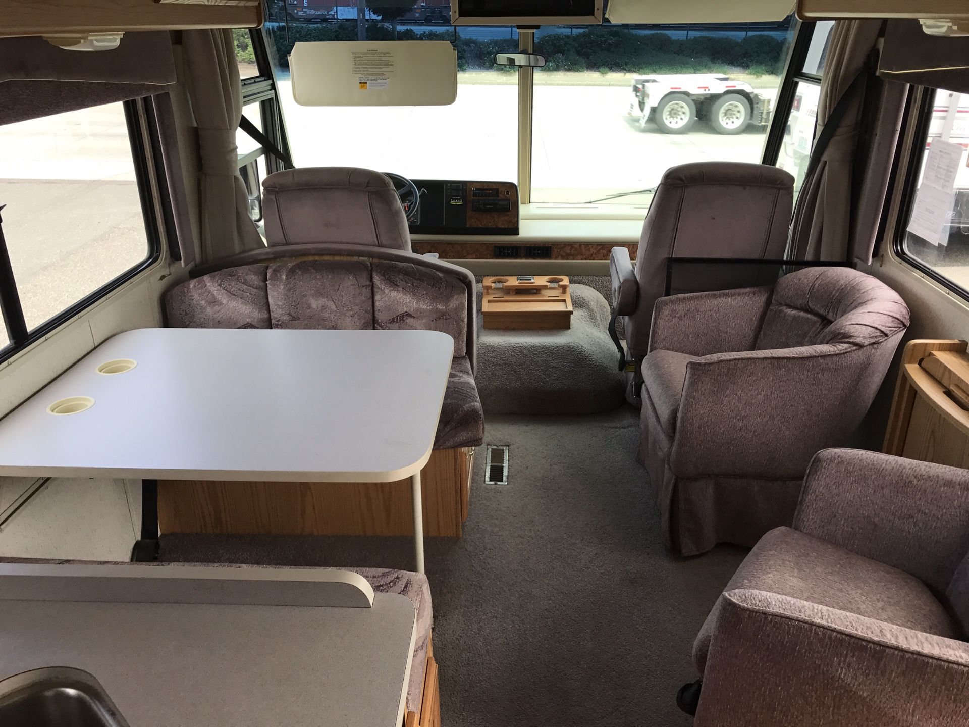 1994 Winnebago adventurer 29ft for Sale in Lakewood, WA - OfferUp