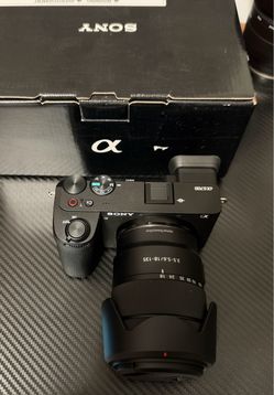 Sony A6700 camera and lens - like new