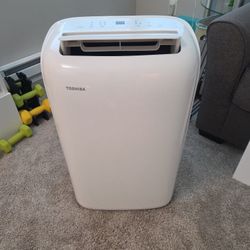 Toshiba 8000 BTU Portable Air Conditioner – Like New