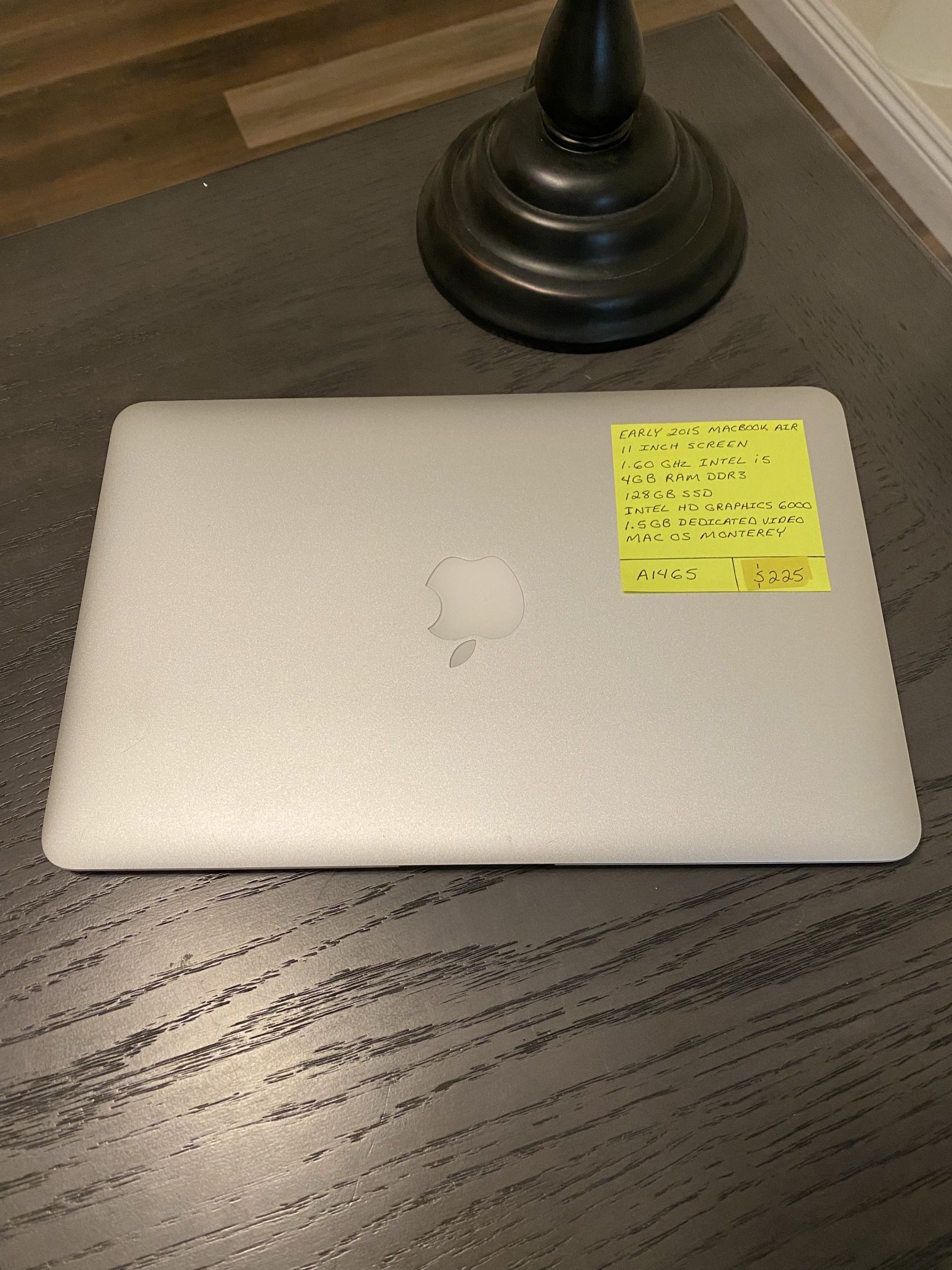 11.6 inch Early 2015 MacBook Air with OS Monterey