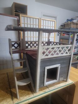 Cat house