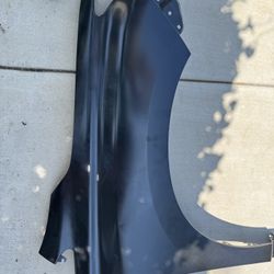 2011-2015 Lexus RX350 Right Side Fender. 