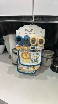 Baby Bib And Socks Set 