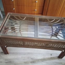 Wicker Bamboo Coffee Table Was White I Repainted  No Longer Need Can Paint To Your Liking  65 Obo