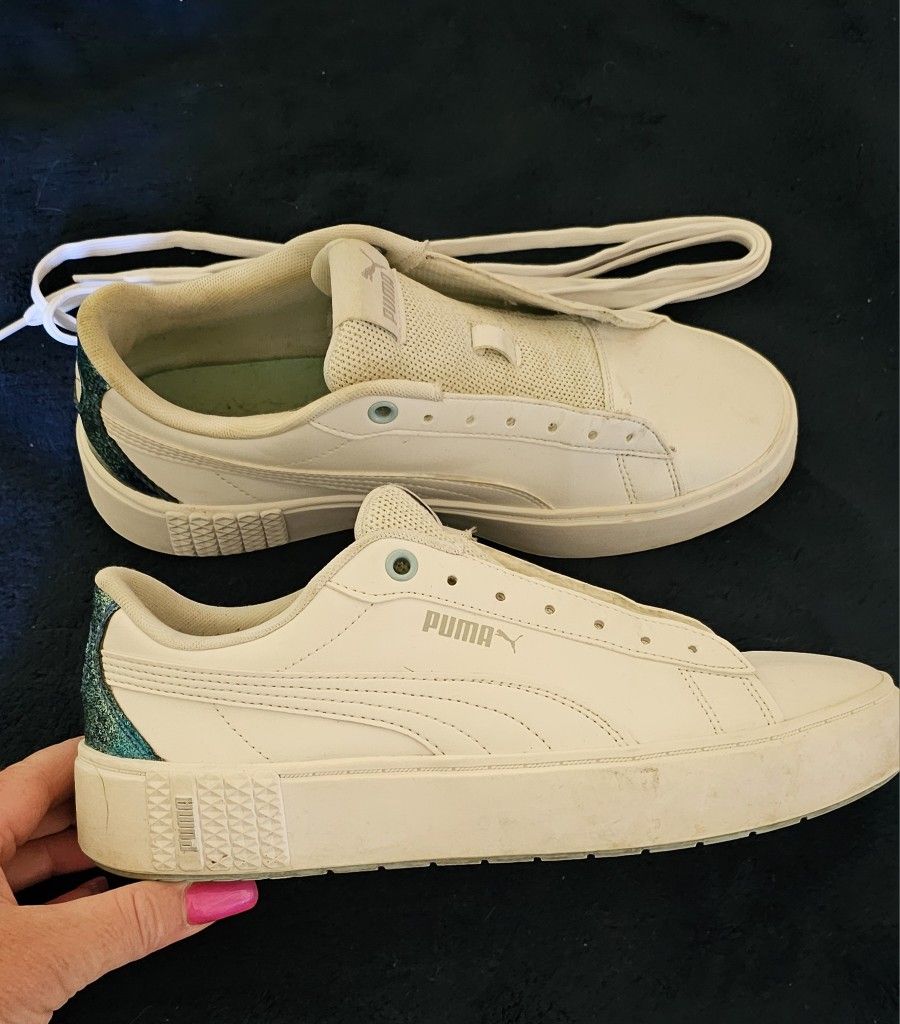 Womens Pumas
