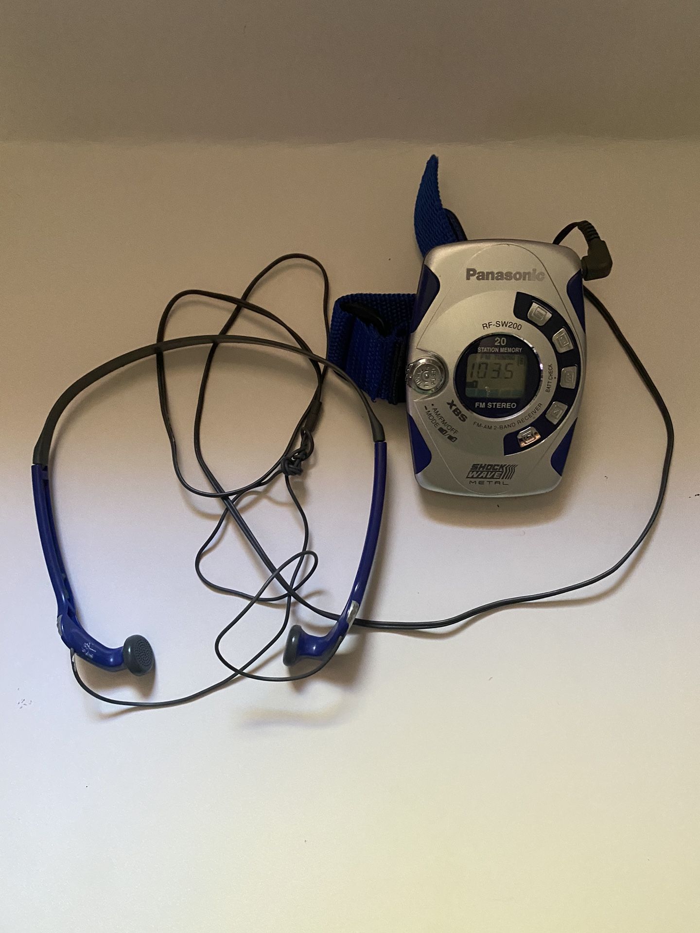 Panasonic RF-SW200  Am/fm portable armband