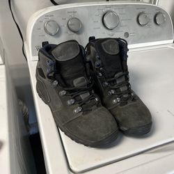Danner work boots size 10 boots 3 weeks used