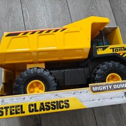 Tonka Steel Classics Yellow Mighty Dump Truck New in Box