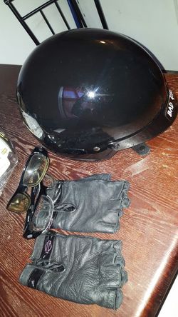 Motorcycle helmet, Harley Davidson gloves and glasses