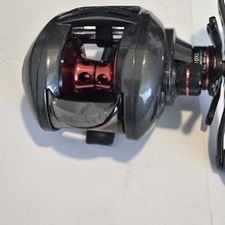 Pinnacle Alyssa XLT Baitcast Reel 6.2:1