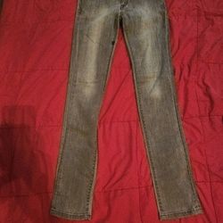 WOMENS SIZE 5/27 FOX JEANS