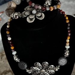 Necklace And Bracelet 