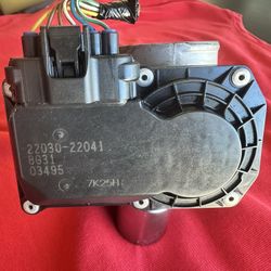 OEM TOYOTA ELECTRONIC THROTTLE BODY ASSEMBLY