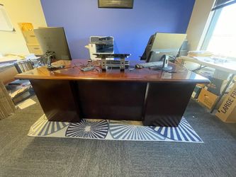 Large 6-Foot Executive Wood Desk - $250 OBO - Oakland