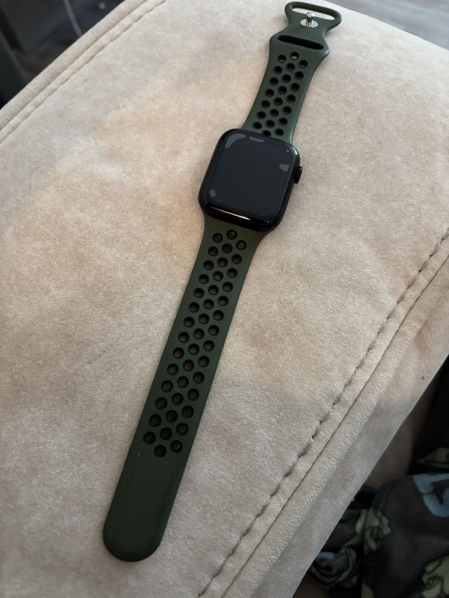 Apple Watch SE 44mm Black