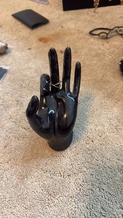 Ring Holder 