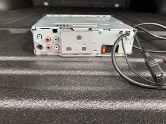 Kicker sub amp and car stereo