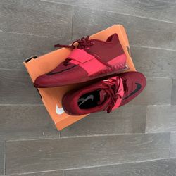 Nike Shies