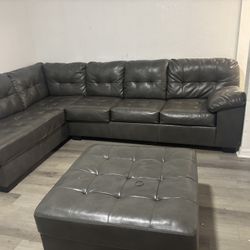 L Shaped Leather Couch 