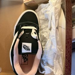 Vans Knu Skool