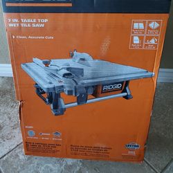 RIDGID  7in. Table Top Wet Tile Saw