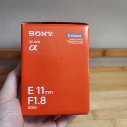Brand new Sony E 11mm f1.8 lens