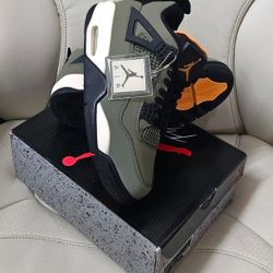 Jordan 4 Retro 