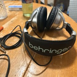 Behringer Headset