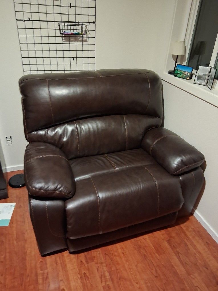 Brown Leather Recliner 