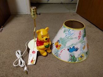 Vintage Winnie the Pooh Nursury Lamp with Shade