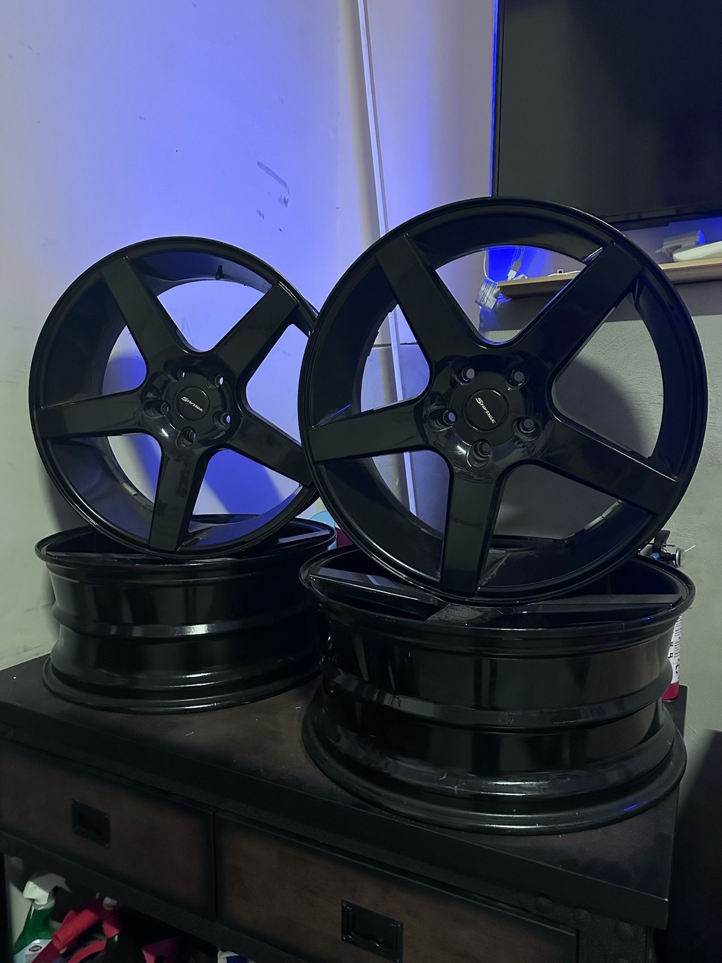 22 Inch Icon Rims 22 Inch Rims (All Black) $250 for Sale in San Antonio, TX - OfferUp