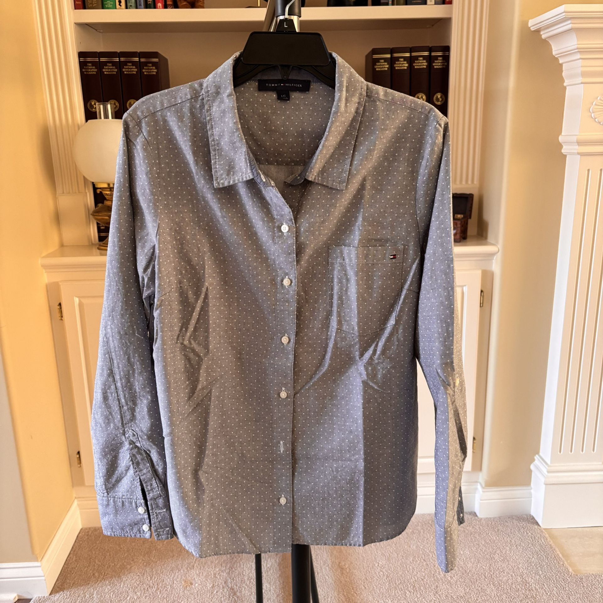 Tommy Hilfiger Men’s Polka Dot Button Down Long Sleeve Shirt 