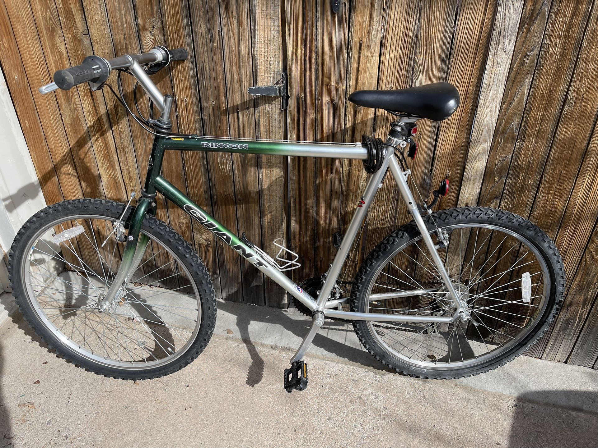 Giant Rincon Mountain Bike