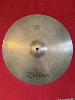 Zildjian Avedis 16” Medium Crash Cymbal