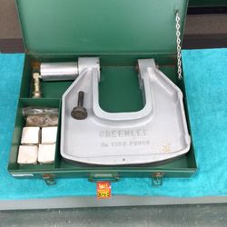 Greenlee 1732 C-Frame Knockout Punch Driver