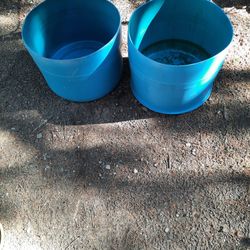 Planting Barrell Halves 15 Gallons Each And $15.00 Each. Now. For Sale In PORT ORCHARD 98366  LOCAL MEET.