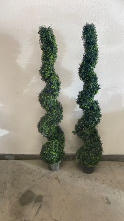 Indoor/Outdoor Plastic Plants