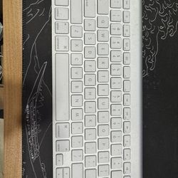 Apple Wireless Keyboard