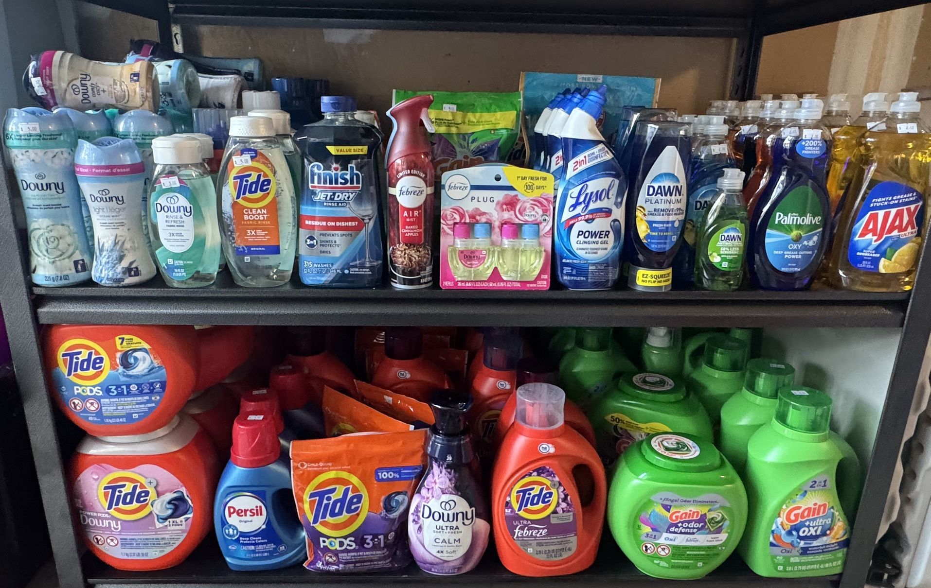 YARD SALE!! 10/25-10/26 BRAND NEW ITEMS