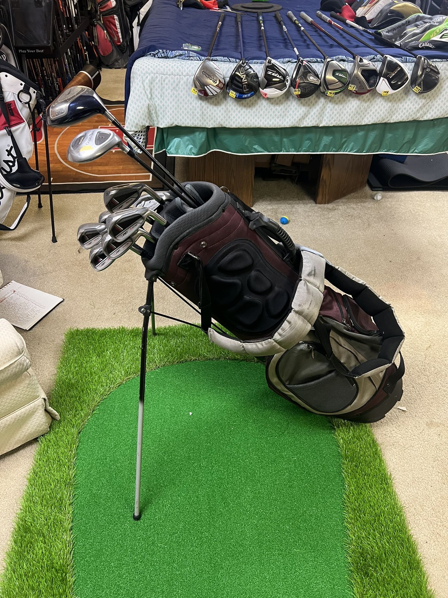 Complete Golf Set With Nike Driver Bag