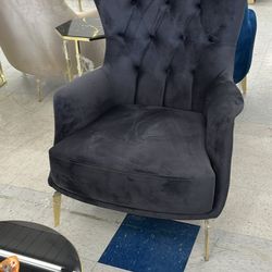New  Velvet Chesterfield Arm Chair, Living Room Luxury, Modern Designer Touch