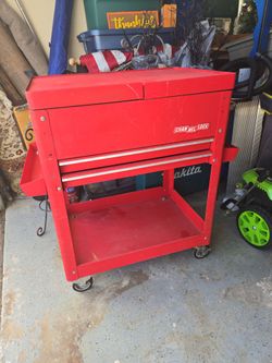 Tool chest