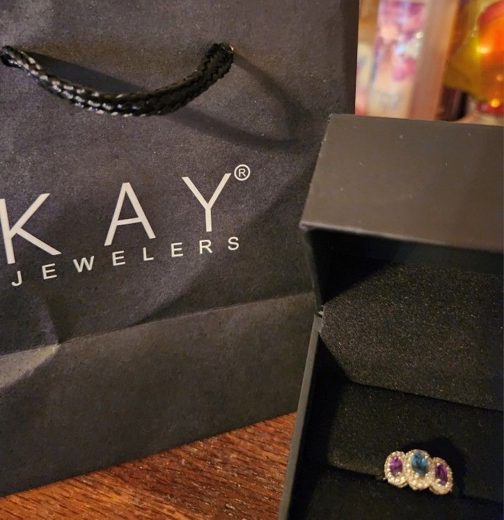 'Kay Jewelers' 3 Stone Sterling Silver Ring