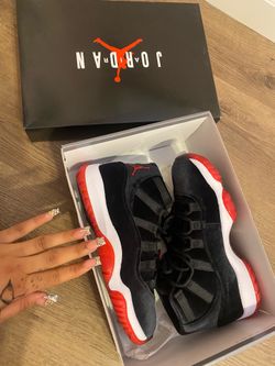 Air Jordan 11 Retro Bred Velvet Women's Shoes