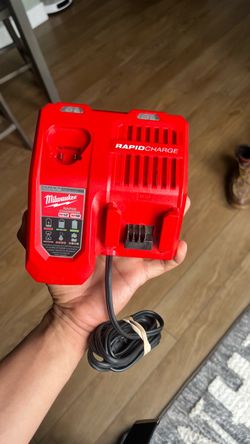 Milwaukee M12/M18 Rapid Battery Charger