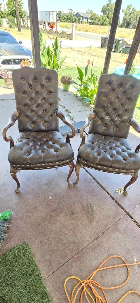 High quality diamond tufting leather chair